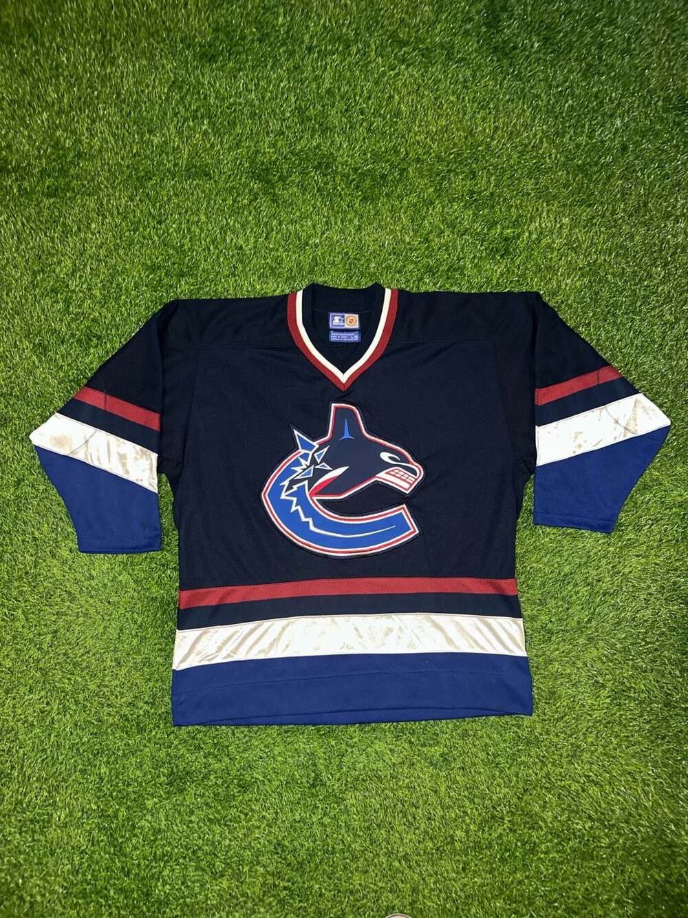 Starter Vancouver Canucks NHL Jersey Size L/G